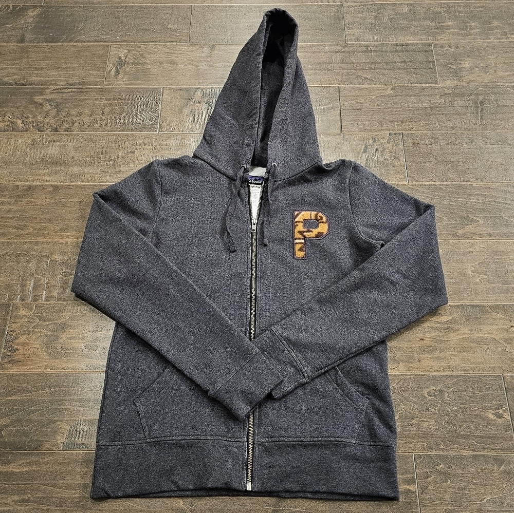 Patagonia Charcoal Full-Zip Hoodie with Orange 'P' Patch - Picture 2 of 7
